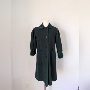 033_Elegant Green Women's Coat